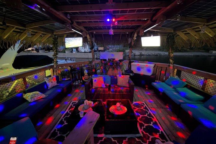 Solar Kontiki-lounge
