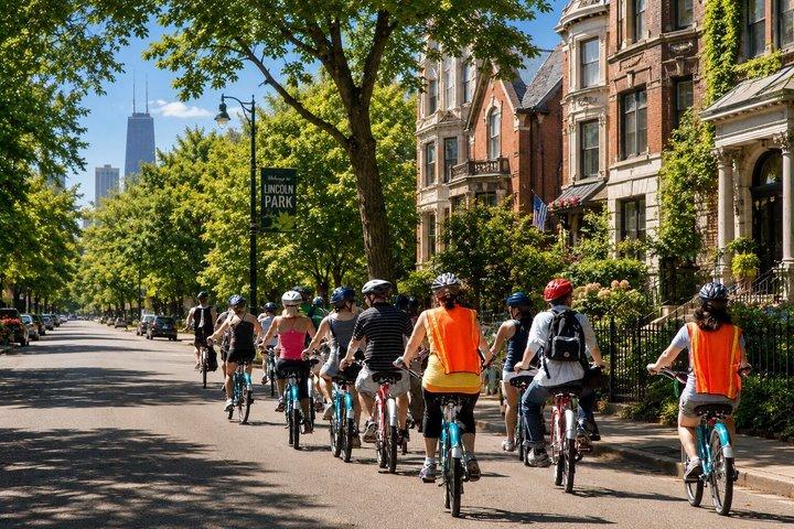 Chicago Bike & Classic Food Tour: Bikes, Bites & Views - Adults