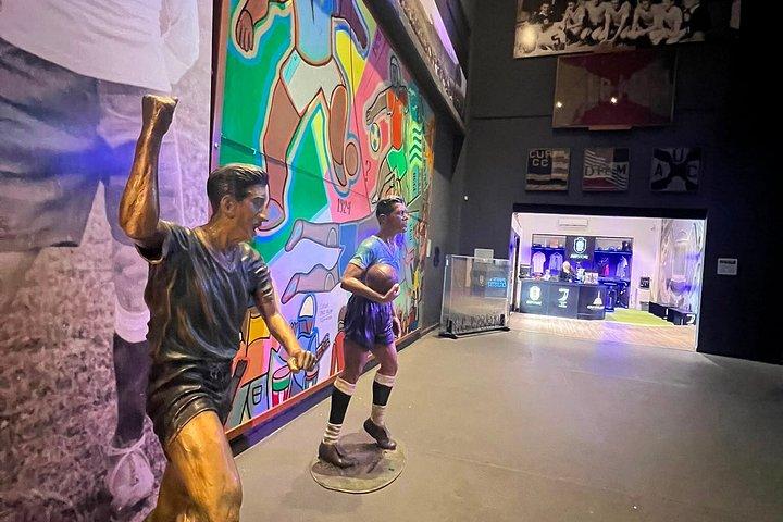 エスタディオ・センテナリオでのウルグアイサッカープライベートツアー