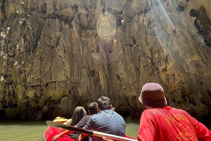 プーケット発ジェームズボンド島とパンガー湾スピードボートツアー