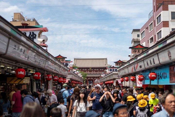 Tokyo: Asakusa Senso-ji Temple & Old Town Walking Tour