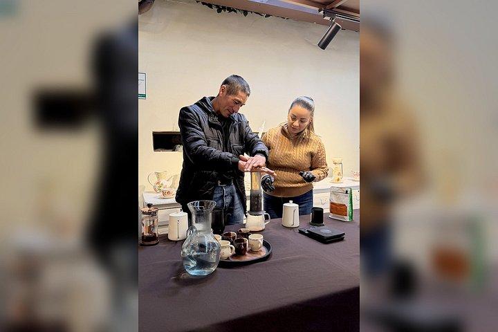 ボゴタ発ジパキラ塩大聖堂エメラルド＆コーヒーツアー