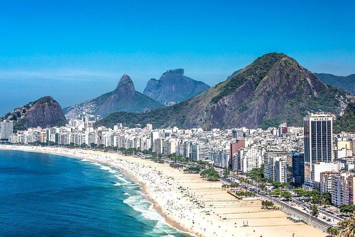 リオデジャネイロのブジオスとイグアスの滝を巡る6日間の冒険