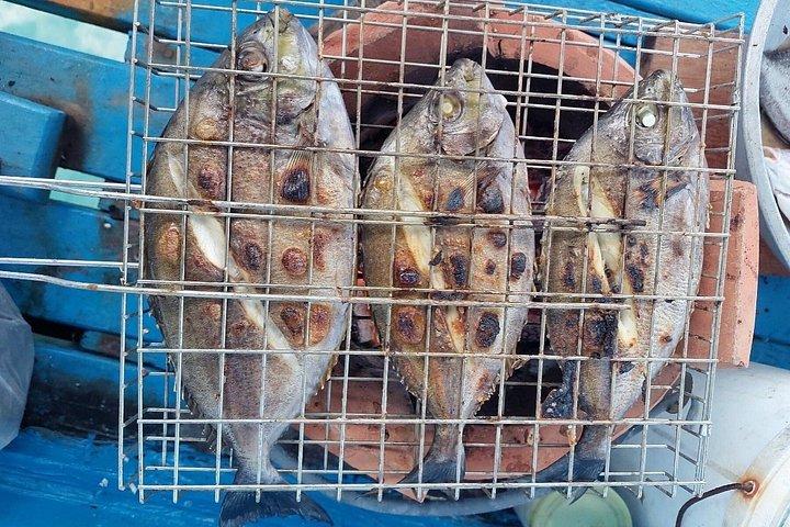 サムイ島プライベートナイトフィッシング（船上で新鮮な水揚げ料理付き）