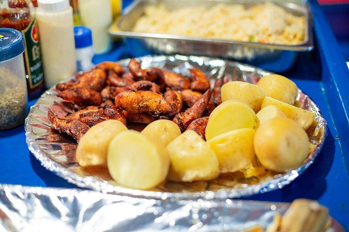 サムイ島プライベートナイトフィッシング（船上で新鮮な水揚げ料理付き）