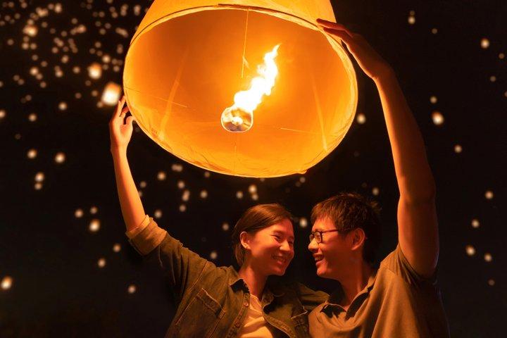 Chiang Mai Yi Peng Lantern Festival 2026 Bilhete com transferências