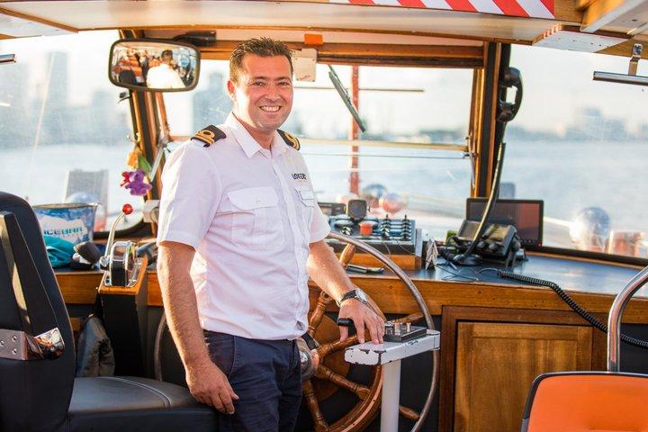 Amsterdam Wine and Cheese Guided Evening Cruise