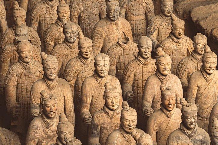 テラコッタ軍と古代都市城壁日帰りツアー