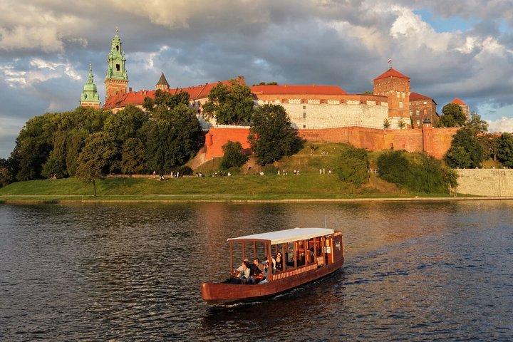 Cracóvia Cruzeiro do rio Vistula com vistas Wawel e Guia Áudio