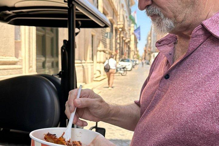 ローマ：無料のローマ料理試食付き終日ゴルフカートツアー