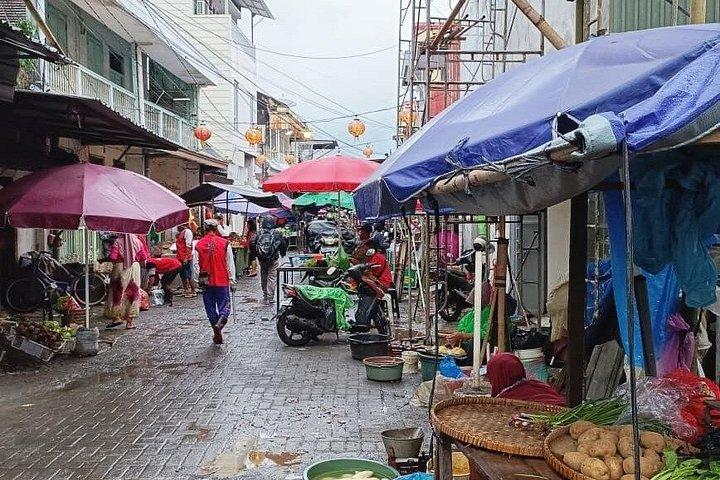 Semarang Evening Walking and Food Tour