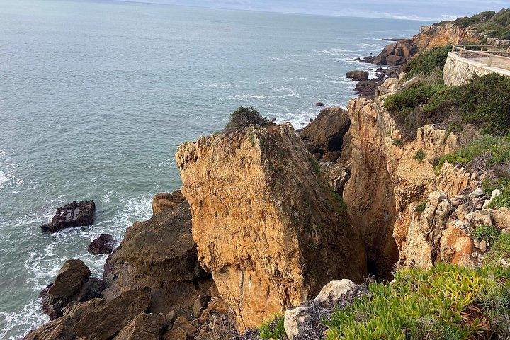 Guided Rock Climbing Experience in Cascais All Levels Welcome