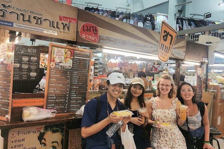 Chiang Mai Guided Evening Food Tour with Chang Puak Night Market