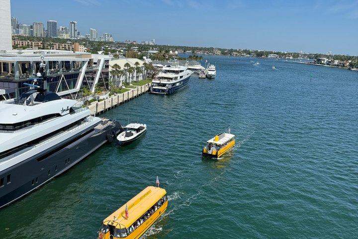 Tour en barco todo el día con parada libre Venecia de América