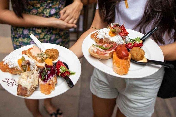 エル・ボルン＆ゴシック・クォーター・ローカル・フード・ツアー（試食付き）