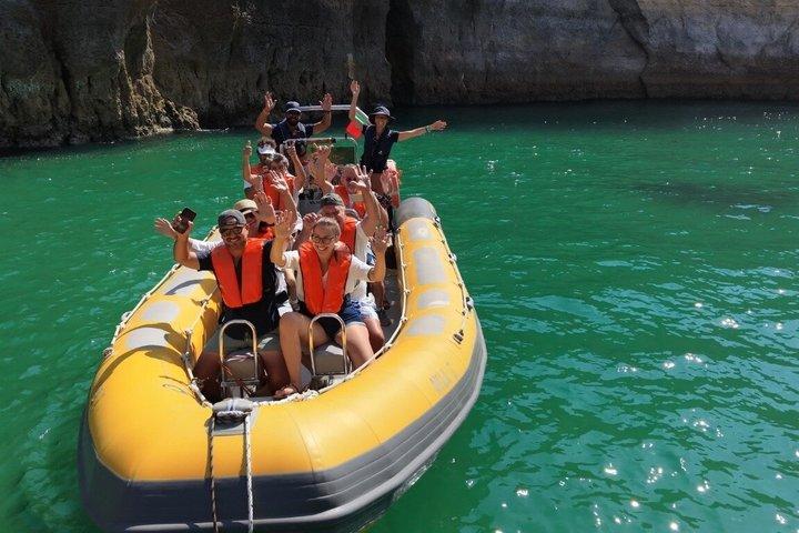 Portimão Boat Tour to Benagil & local hidden Caves Small Group