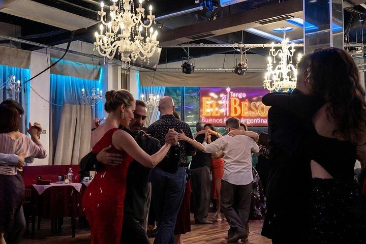 Buenos Aires Tango Lesson and Milonga Night with Pro Dancers