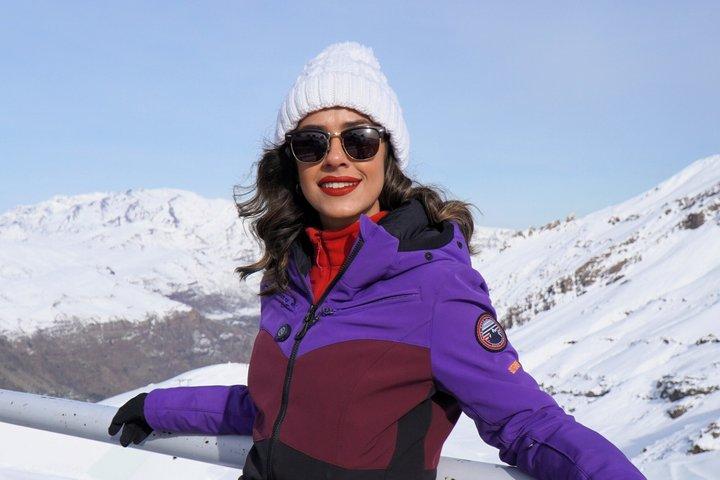 バジェ・ネバド：サンティアゴから見るゴンドラ、リゾート、そして雪景色