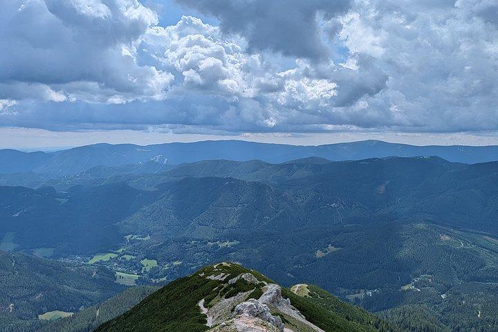 ウィーン:ラクスへの絶景アルペンハイキング日帰り旅行(送迎付き)