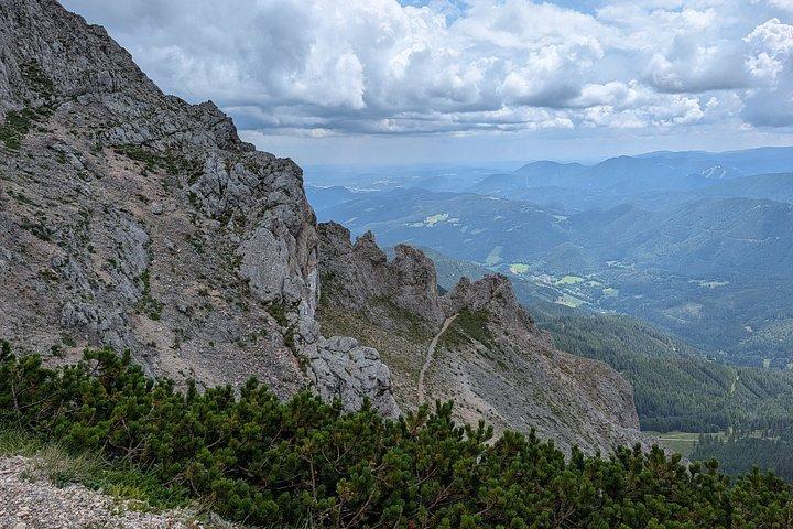 ウィーン：ラクスへの絶景アルペンハイキング日帰り旅行（送迎付き）