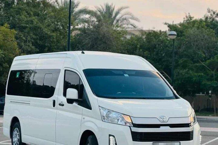 ドバイまたはアブダビで運転手付きの自家用車を処分