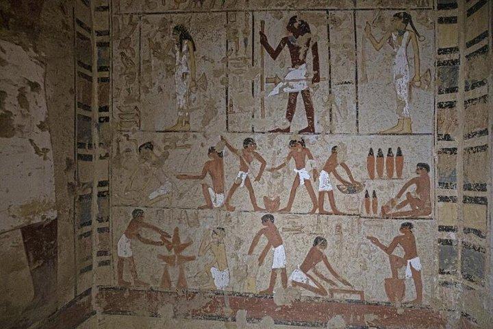 サッカラ・メンフィスとダシュール古代エジプトの旅