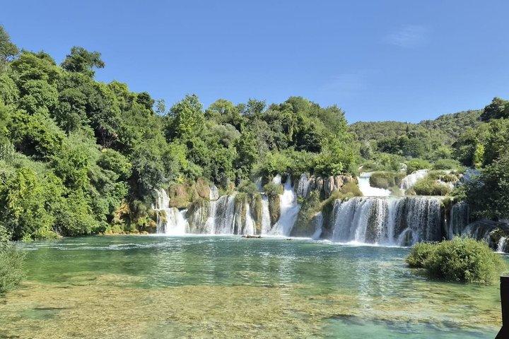 Krka Wasserfälle ab Zadar Nachmittagstour Ticket & Fortgeschrittener inklusive