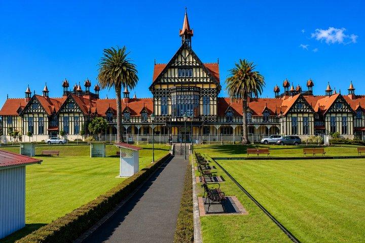 Rotorua Highlights Tour