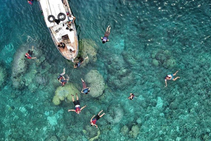 バリ島シュノーケリングブルーラグーン水中カメラ付き