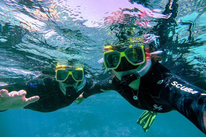バリ島シュノーケリングブルーラグーン水中カメラ付き