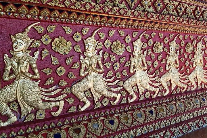 チェンマイの隠れた名所：地元の人による赤いトラックが紹介する3つの寺院