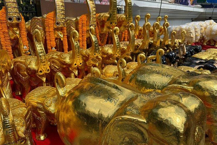バンコク神聖なる祝福の聖地ウォーキングツアー