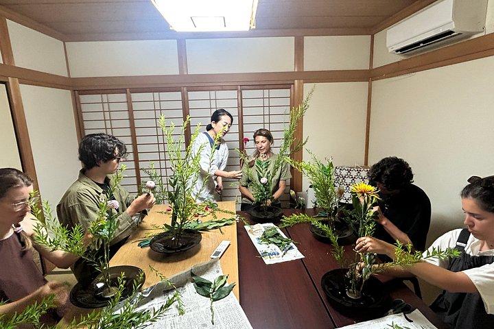 池坊トップランクマスターと生け花ワークショップ