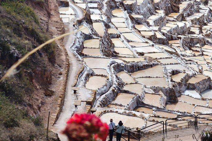 ウルバンバ・ペループライベート聖なる谷ツアー