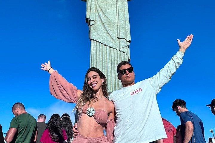 リオでのV​​IPデー：コルコバードのキリスト像、シュガーローフマウンテン、そしてランチ