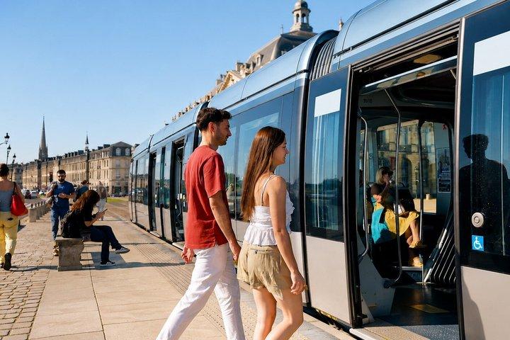 Bordeaux City Pass, Ubegrænset offentlig transport og 20 seværdigheder