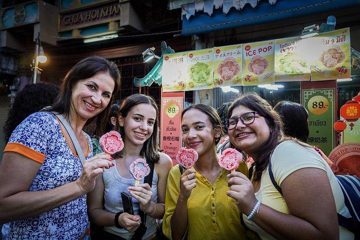 Bangkok Chinatown y Yaowarat Street Food Tuk-Tuk Tour