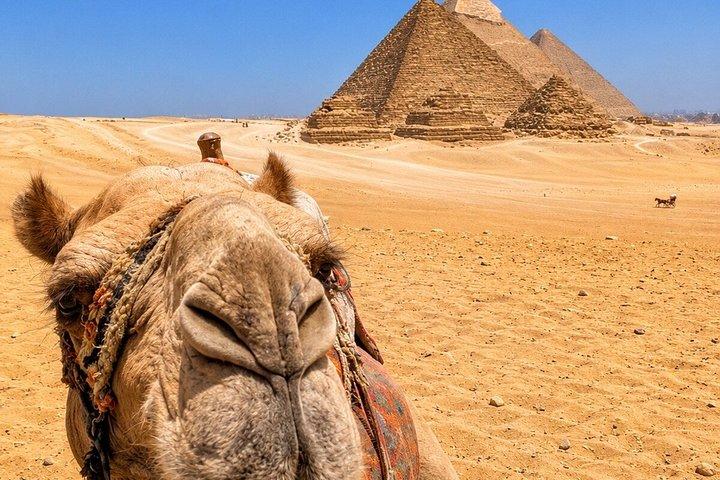 ギザのピラミッド、大エジプト博物館＆カーン・エル・ハリーリ市場