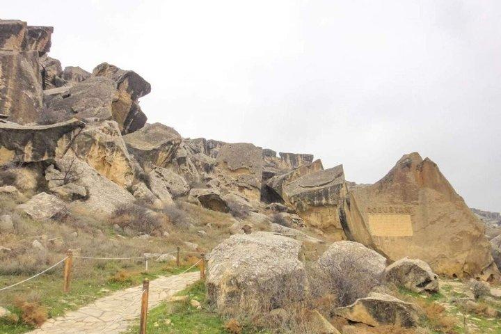 Explorez Gobustan et Absheron Excursion d'une journée au départ de Bakou