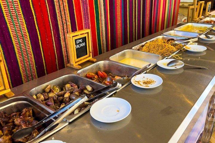 クスコ発タクラチュッロ文化観光1日ツアー