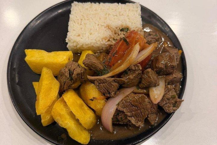 Clase de Cocina : Lomo Saltado, Papa Huancaina, Pisco Sour en Cusco