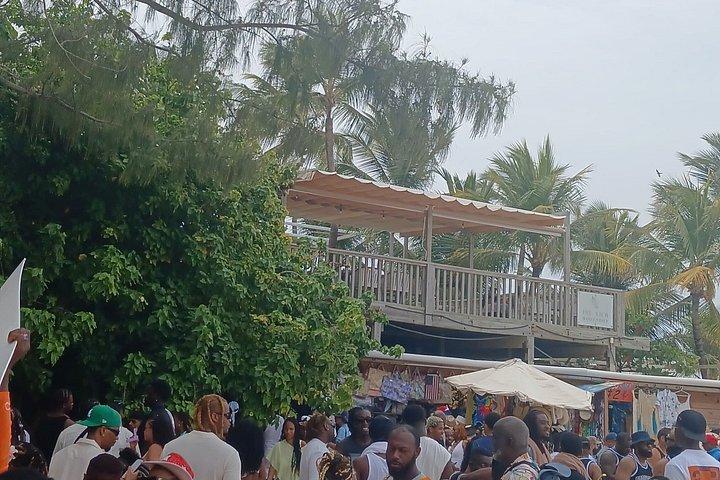 Hip Hop Punta Cana Party Boat – The Float Flow Party