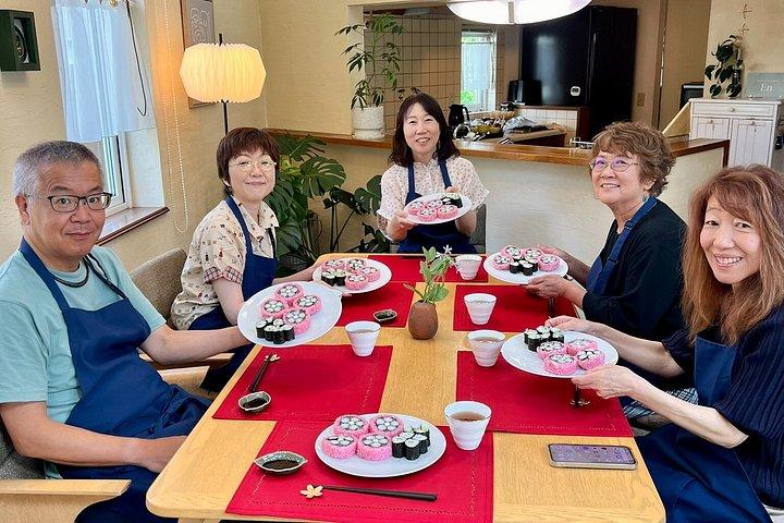 Private Sushi Making Class and Matcha Experience near Sapporo