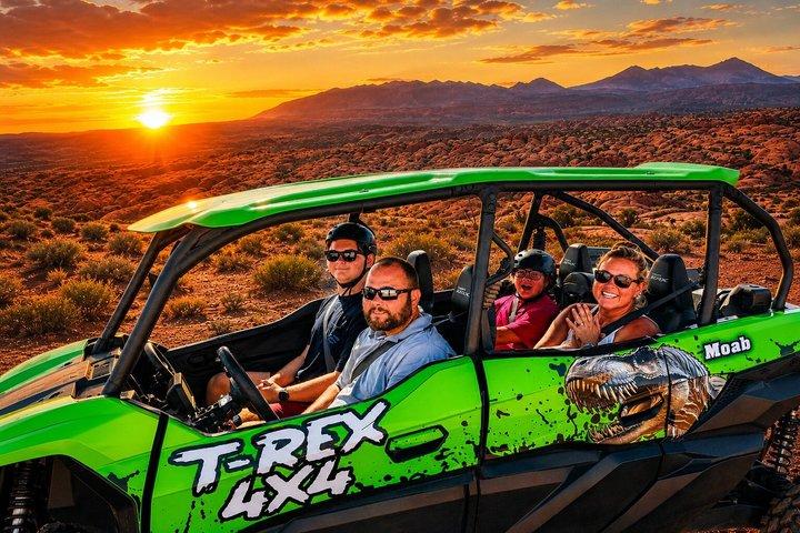 HÖGT RANKADE U-DRIVE Moab Hell’s Revenge UTV Off-Road Adventure