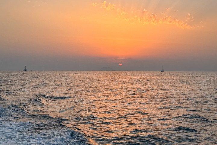 Tropea - Capo Vaticano: Sunset Cruise with aperitif