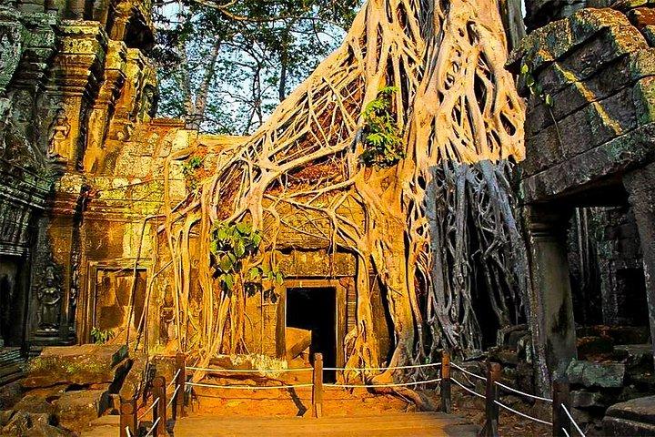 4-Day Angkor & Siem Reap Discovery Tour