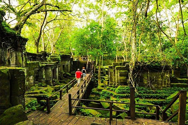 4-Day Angkor & Siem Reap Discovery Tour