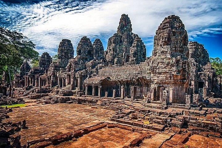 4-Day Angkor & Siem Reap Discovery Tour