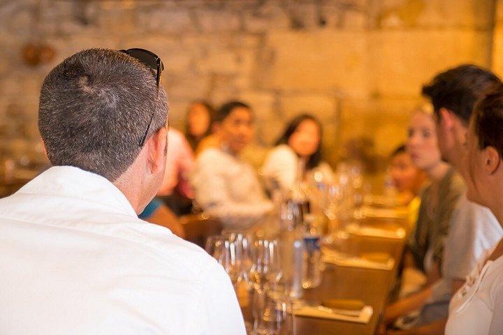 Montmartre Käse und Wein Private Tour mit einem Koch