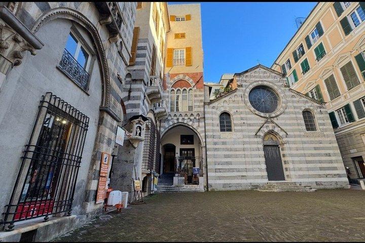 Discover Genoa with Our Map, Local Experiences & Audio Guide